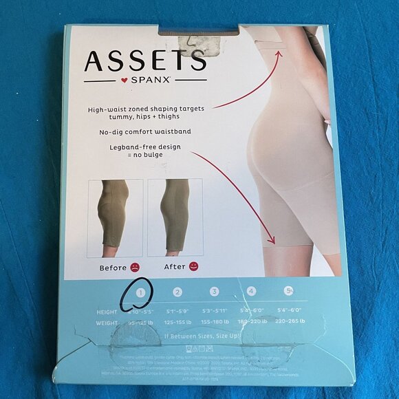 NIP Assets By Spanx High-Waist Shaping Short Size 1 Small - Picture 2 of 2